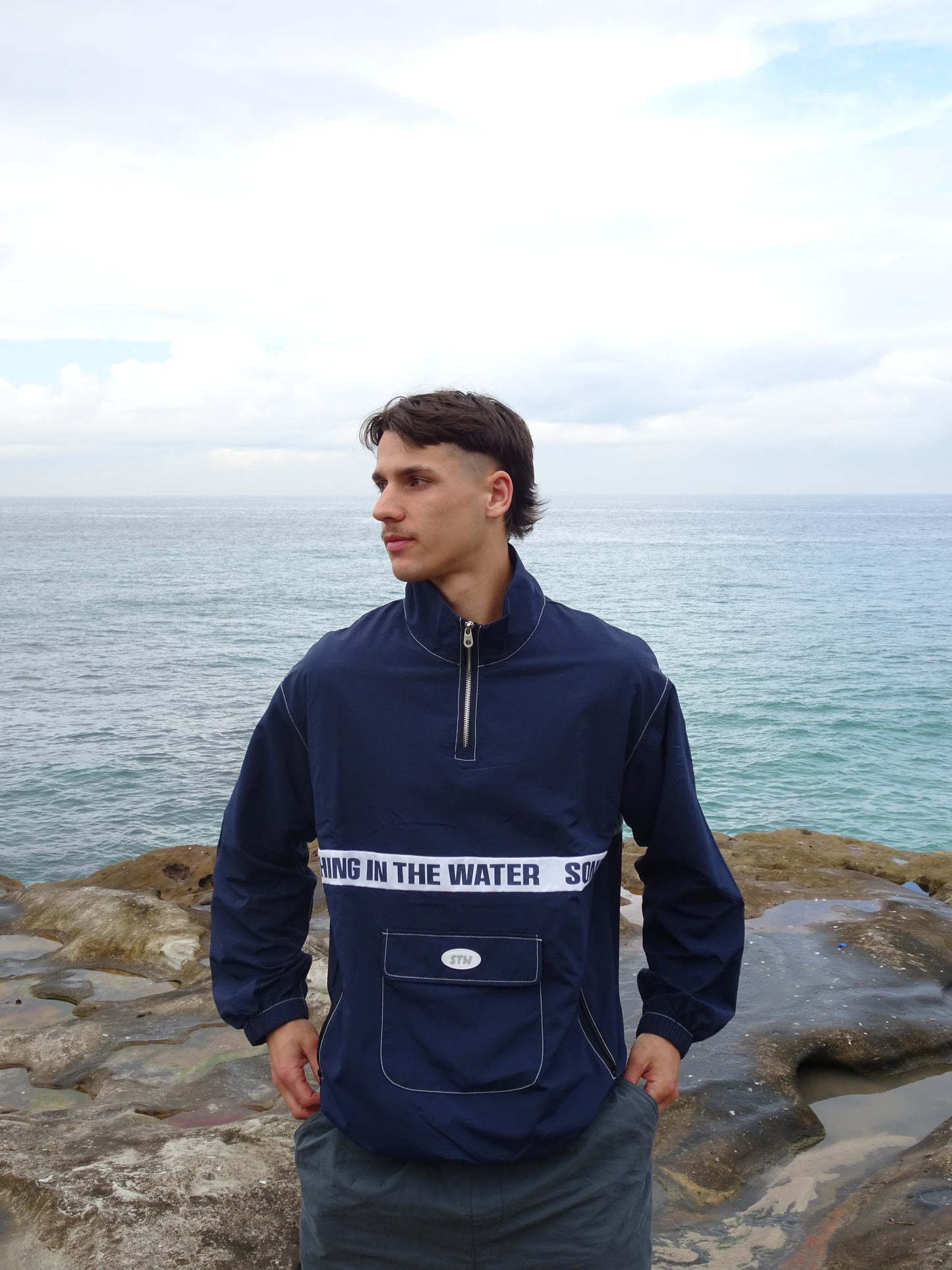Coastal Windbreaker (Navy)