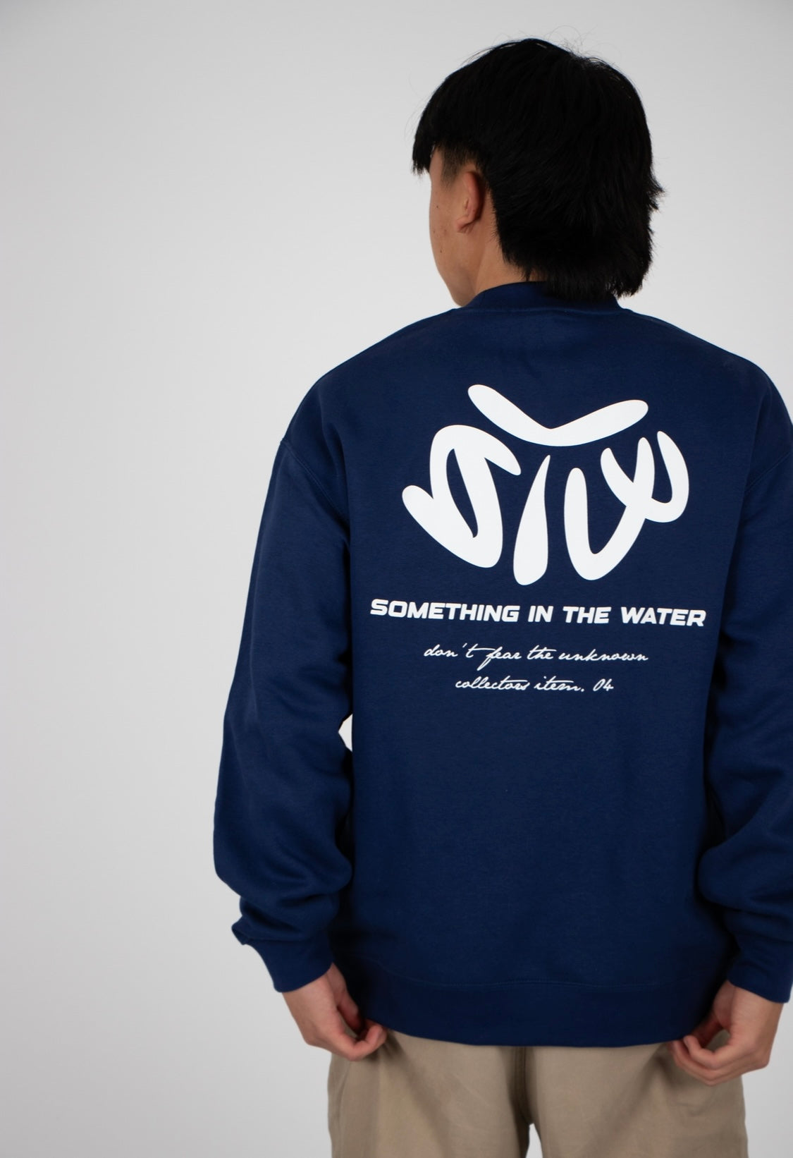 VINTAGE NAVY STW SWEATER