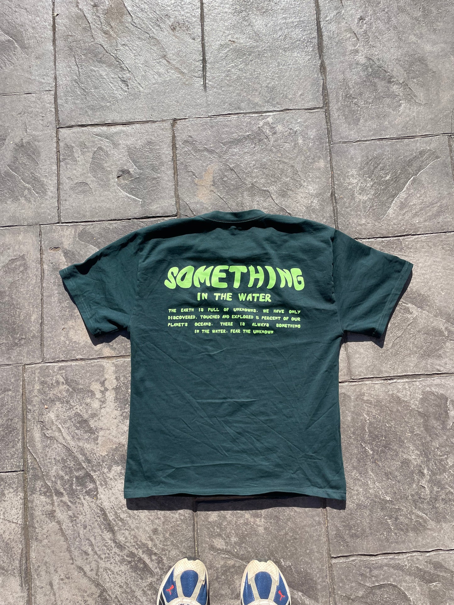 'UNKNOWN TEE' (PINE GREEN)